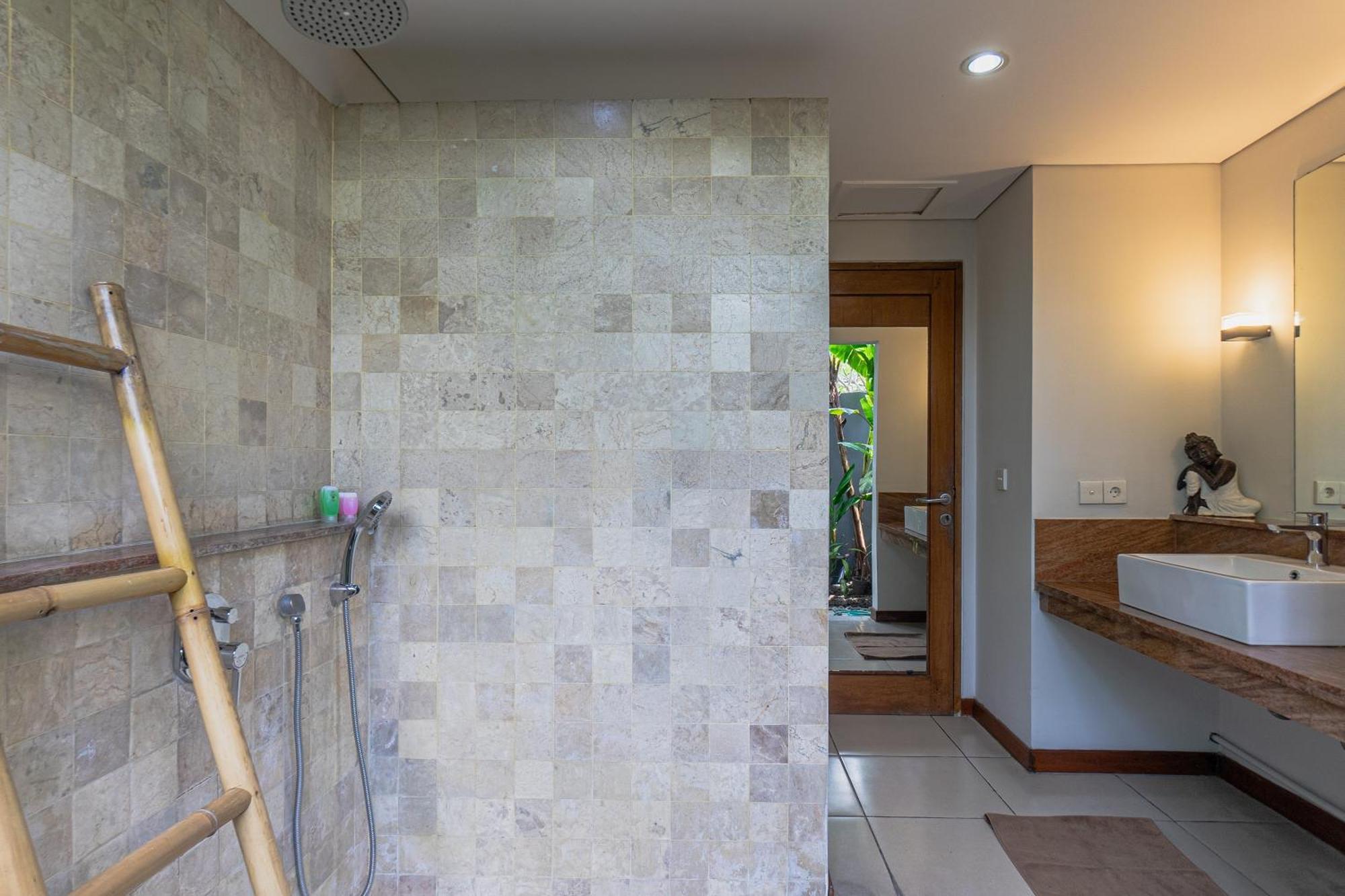 Balinea Holiday Home Seminyak Dış mekan fotoğraf