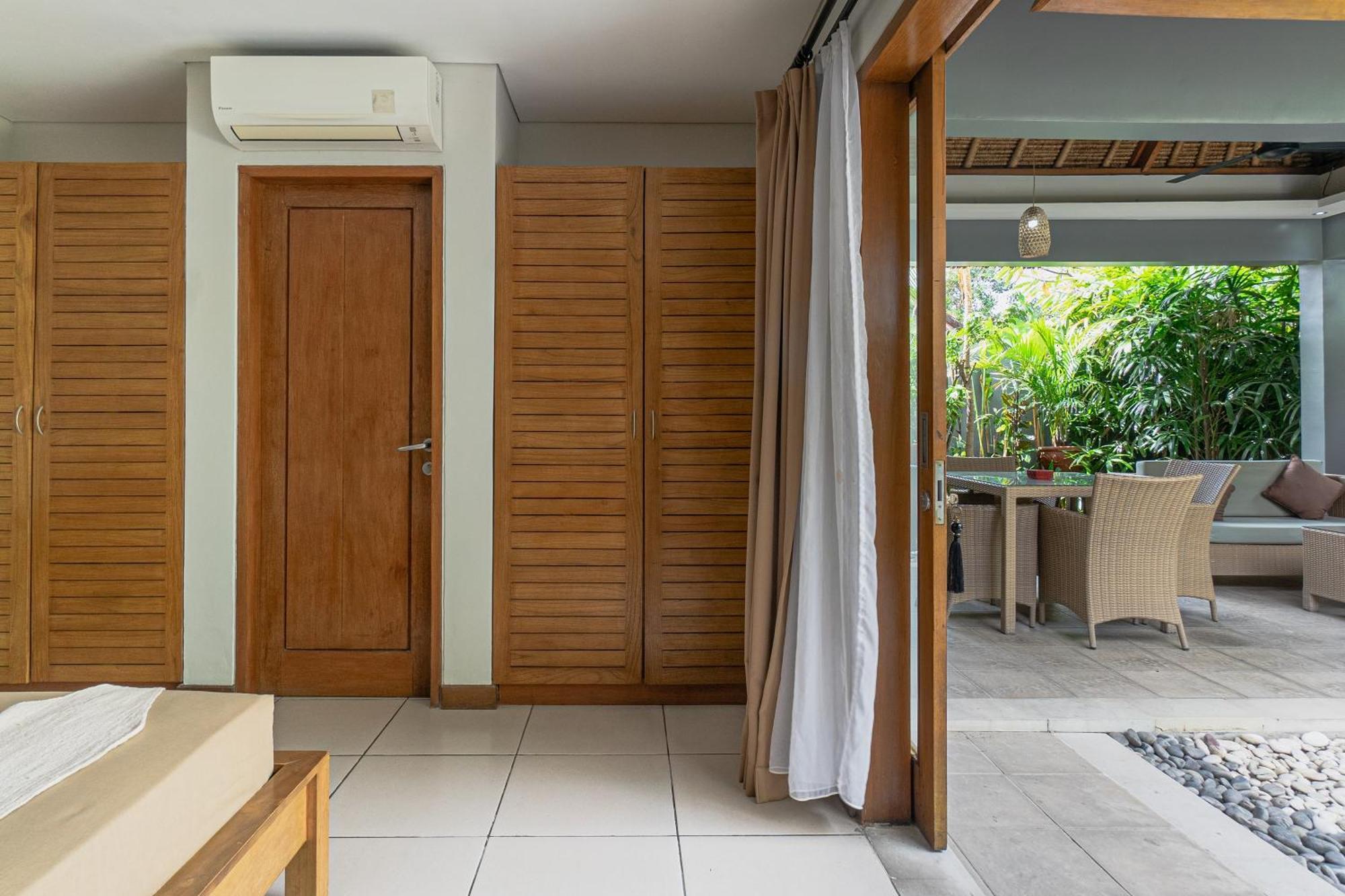 Balinea Holiday Home Seminyak Dış mekan fotoğraf