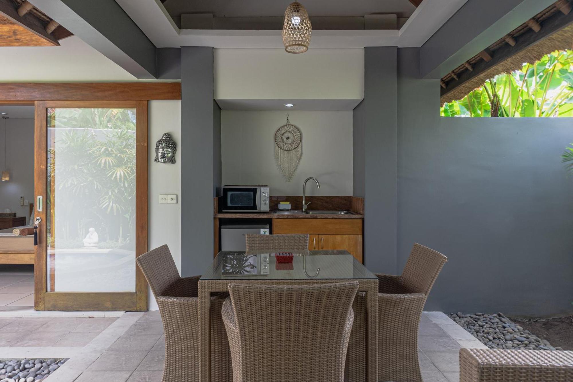 Balinea Holiday Home Seminyak Dış mekan fotoğraf