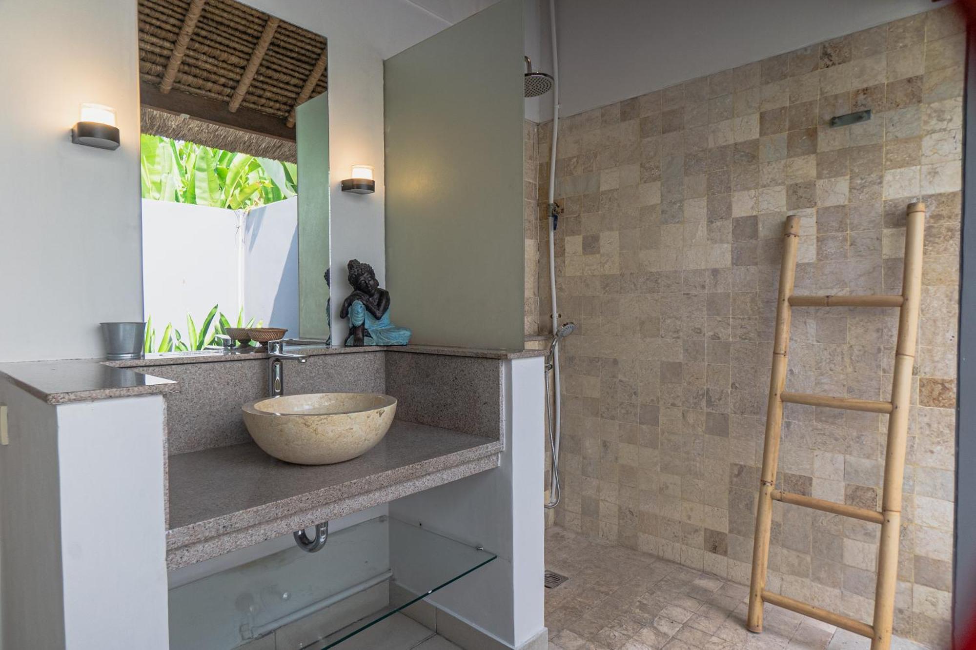 Balinea Holiday Home Seminyak Dış mekan fotoğraf