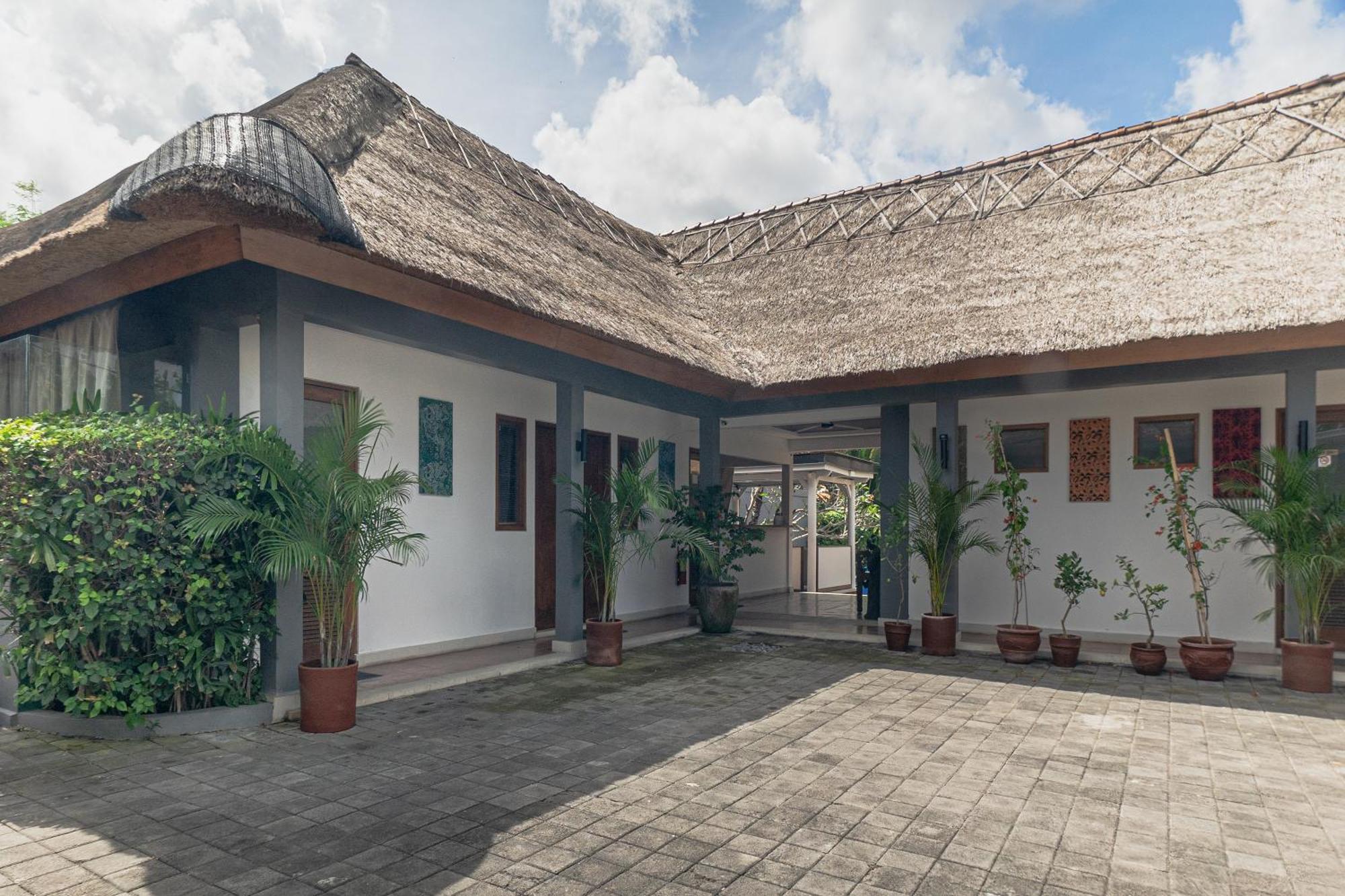 Balinea Holiday Home Seminyak Dış mekan fotoğraf