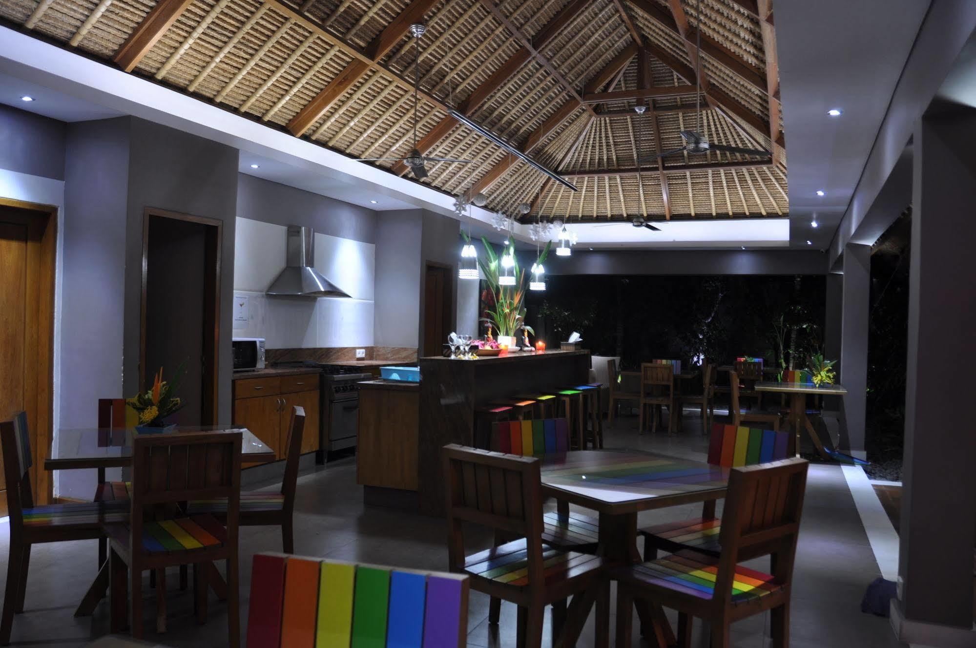 Balinea Holiday Home Seminyak Dış mekan fotoğraf
